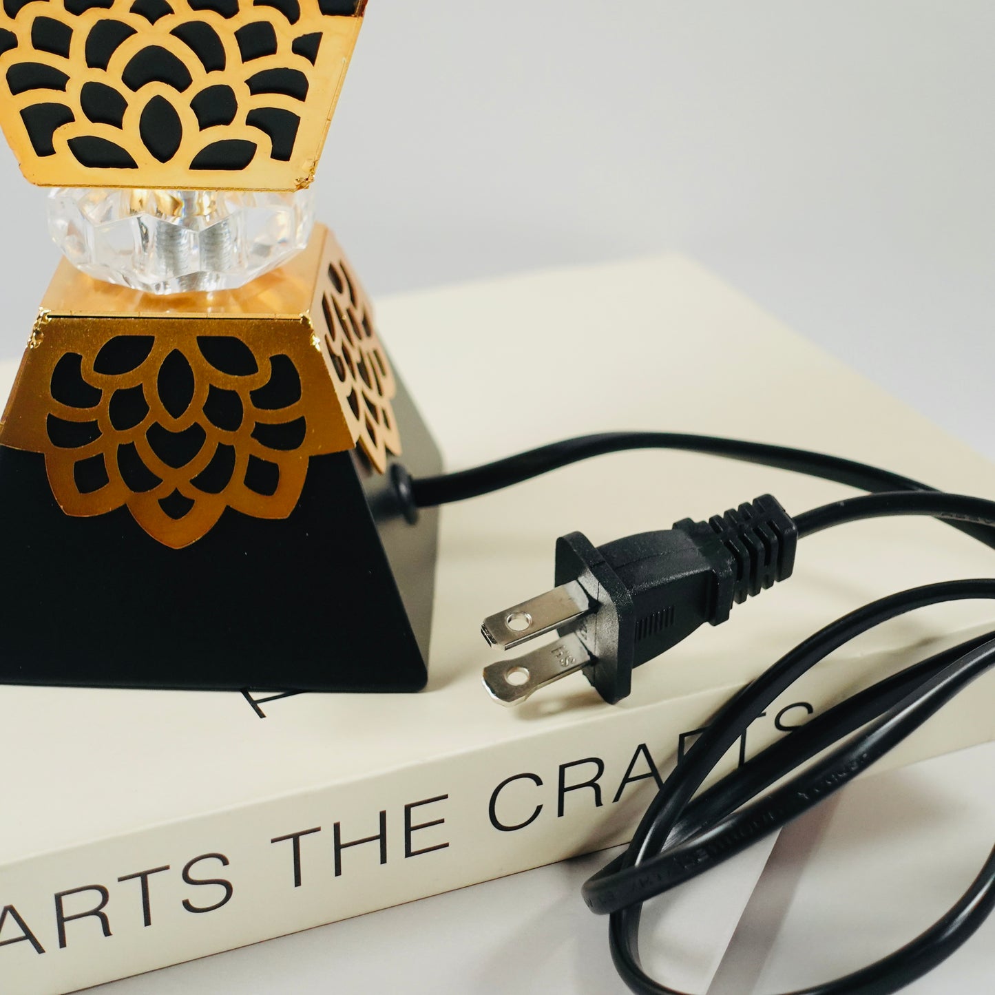 Gold Pattern | Incense burner | 110V